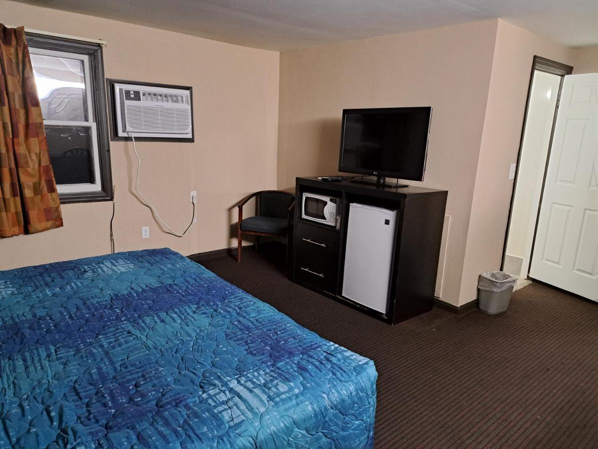 Pennswoods Inn Manheim Esterno foto