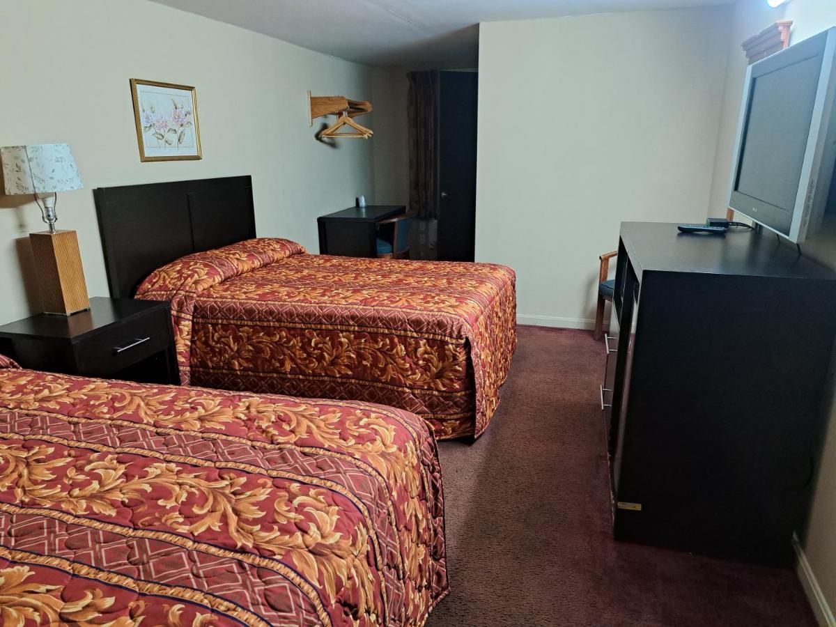 Pennswoods Inn Manheim Esterno foto