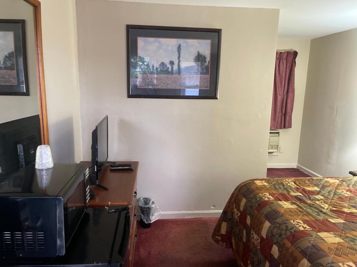 Pennswoods Inn Manheim Esterno foto