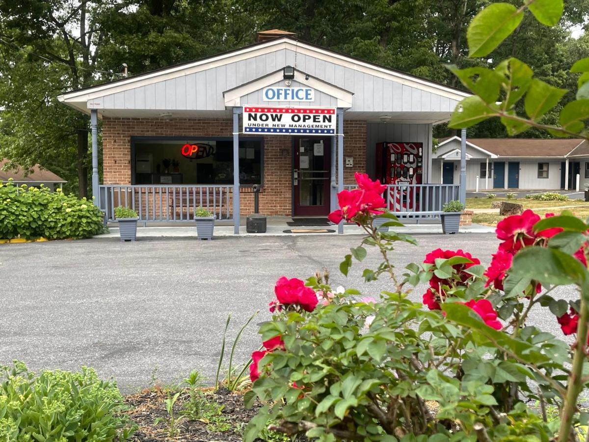 Pennswoods Inn Manheim Esterno foto